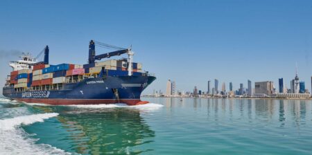 First Vessel Arrives at Shuwaikh Port Following Launch of Container Shipping Service from Khalifa Port